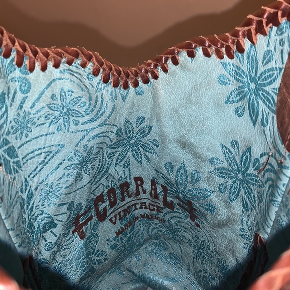 Corral tooled snake skin Cowgirl Boots - Picture 6 of 9